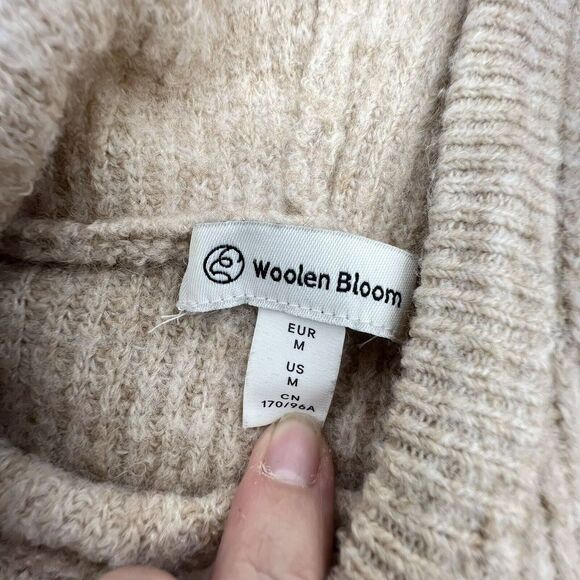 Woolen Bloom Tan Hooded Sweater Size Medium Wool Blend - Picture 4 of 5